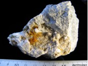 Шабазит, гранат, томсонит (МА 1043)